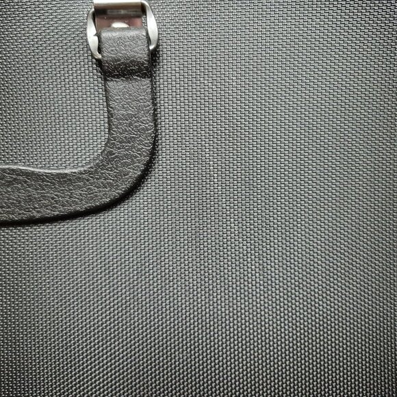 Art portfolio bag, 22" x 17" x 2" - Picture 5 of 6